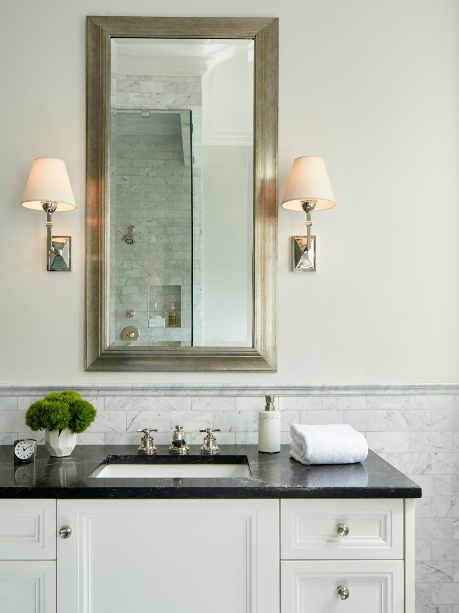 Elegant Bathroom Sink Decor