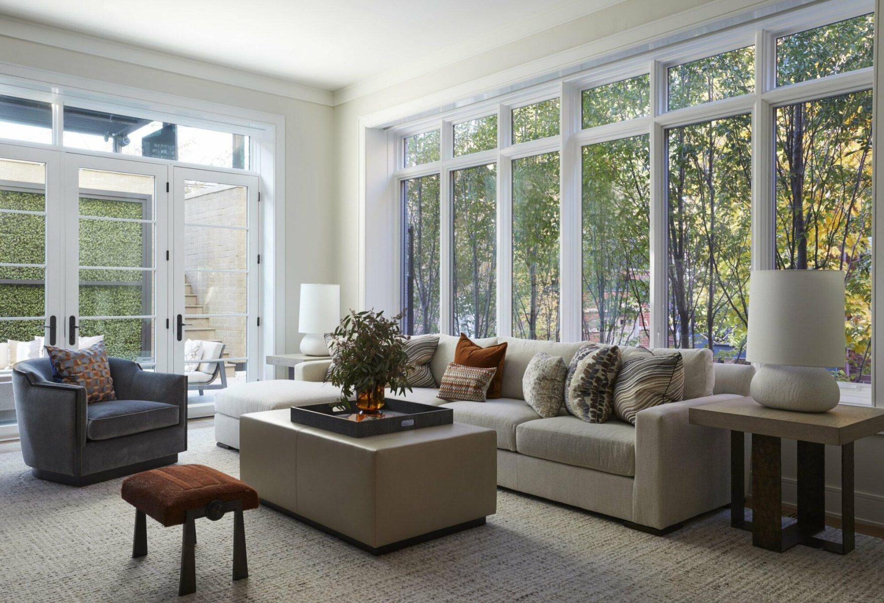 Bright Sitting Room Design in Lincoln Park