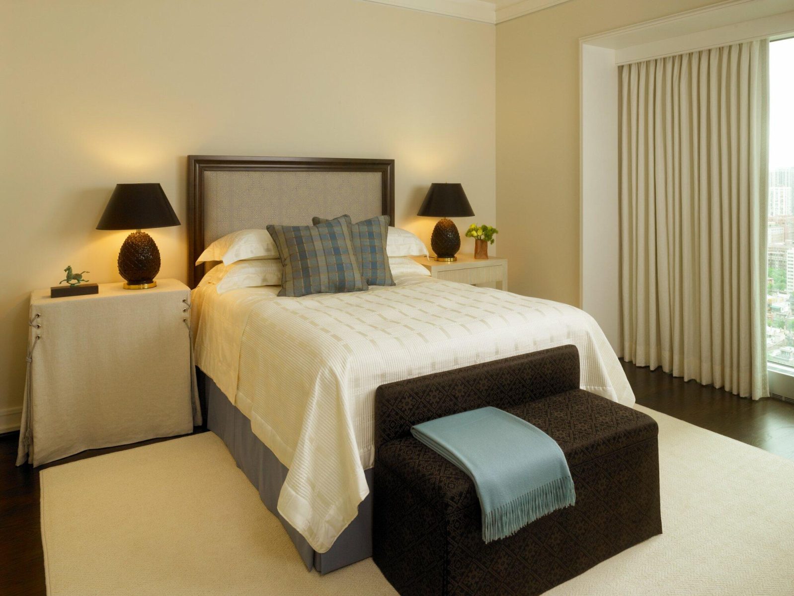 Neutral Guest Bedroom Design in Chicago