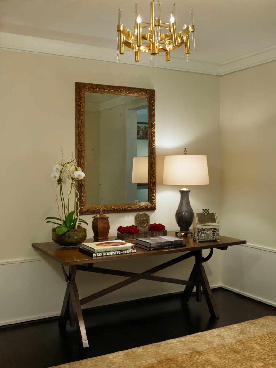 Luxurious Foyer Interior Decor